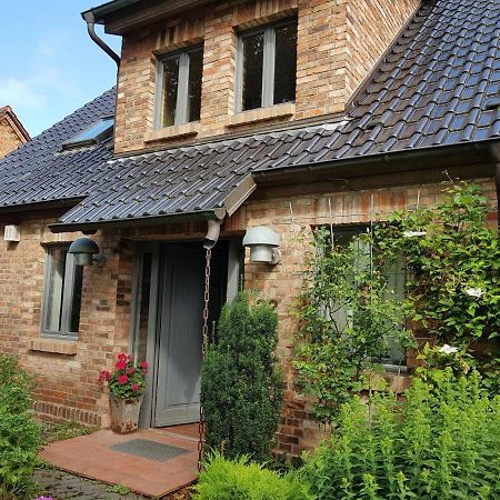 Grosse Wohnung / Haushaelfte In Peetzig Am See Angermunde Zewnętrze zdjęcie