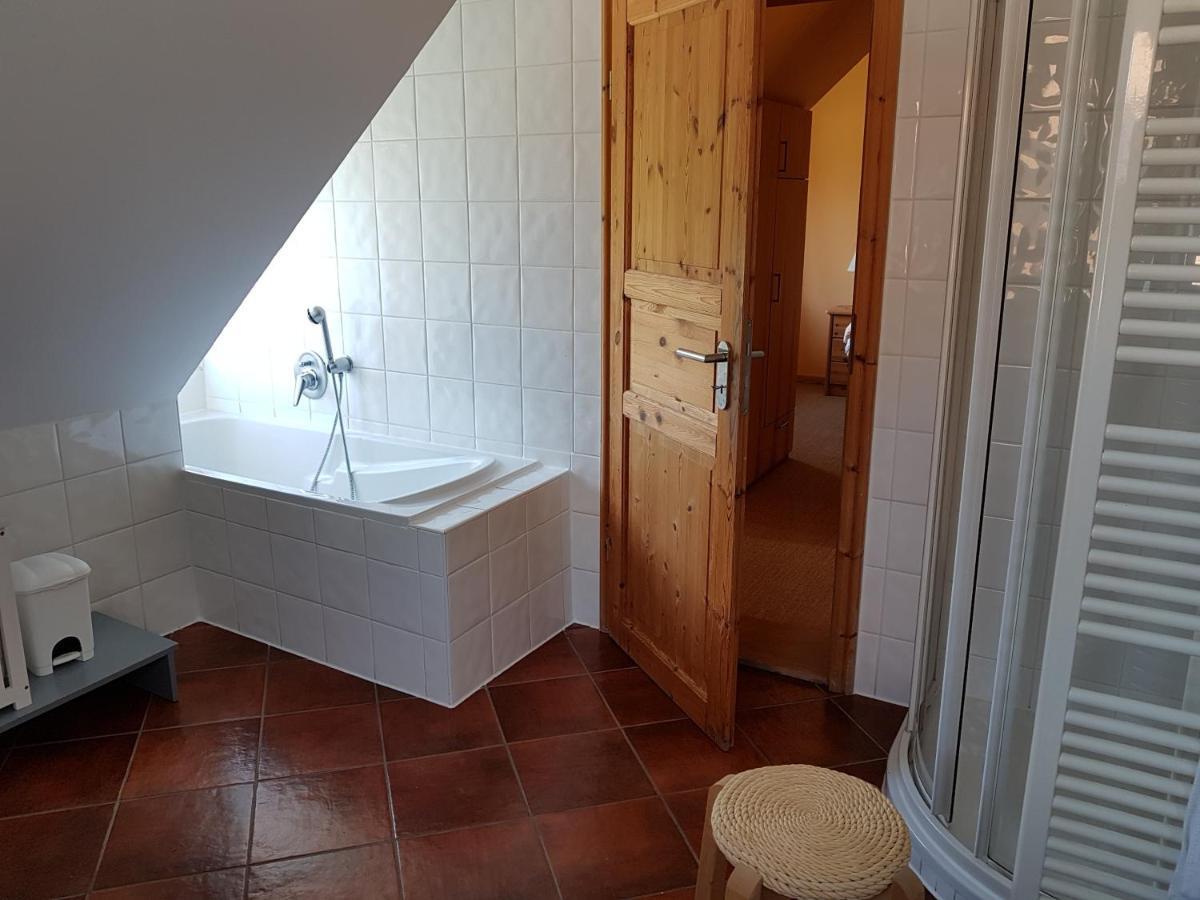 Grosse Wohnung / Haushaelfte In Peetzig Am See Angermunde Zewnętrze zdjęcie